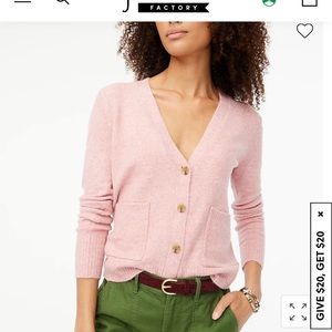 JCrew v neck cardigan sweater in extra soft yarn size XS